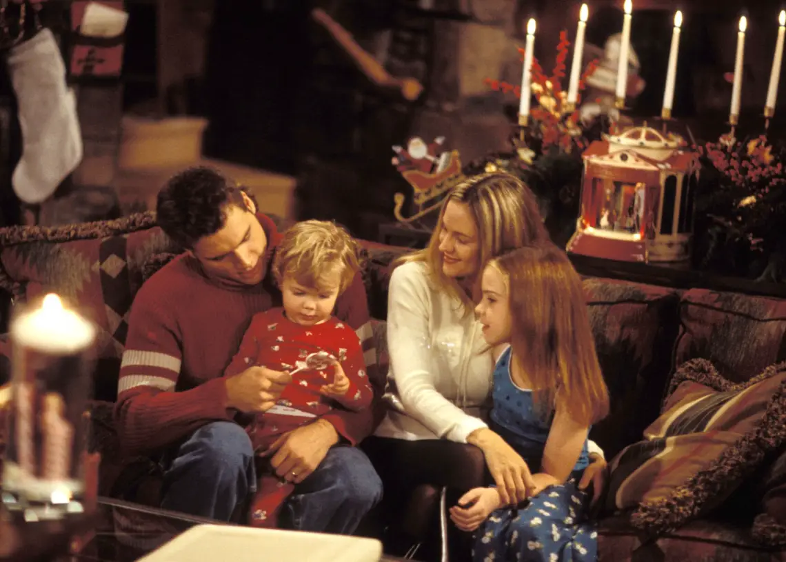 Sharon Case, Joshua Morrow, and Camryn Grimes
Young and Restless set
CBS Studios
11/16/99
© John Paschal/JPI
310-657-9661
Episode #6781