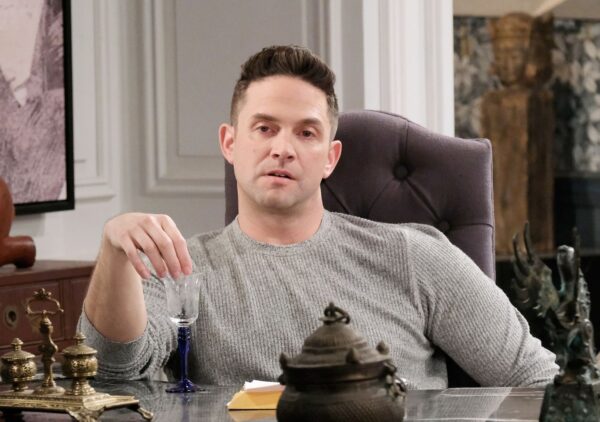 Days of our lives spoilers for october 25th: kristen does her selfless deed for the quarter