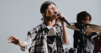 The kid laroi's singapore return: a solo ascent to stardom