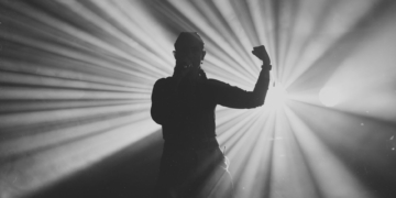 Ariana grande tour reschedule: safety, spectacle, & industry strain